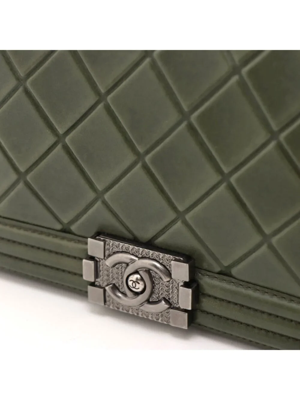 Chanel Boy 25 Quilted Chain Shoulder Green Silver Calfskin Bag